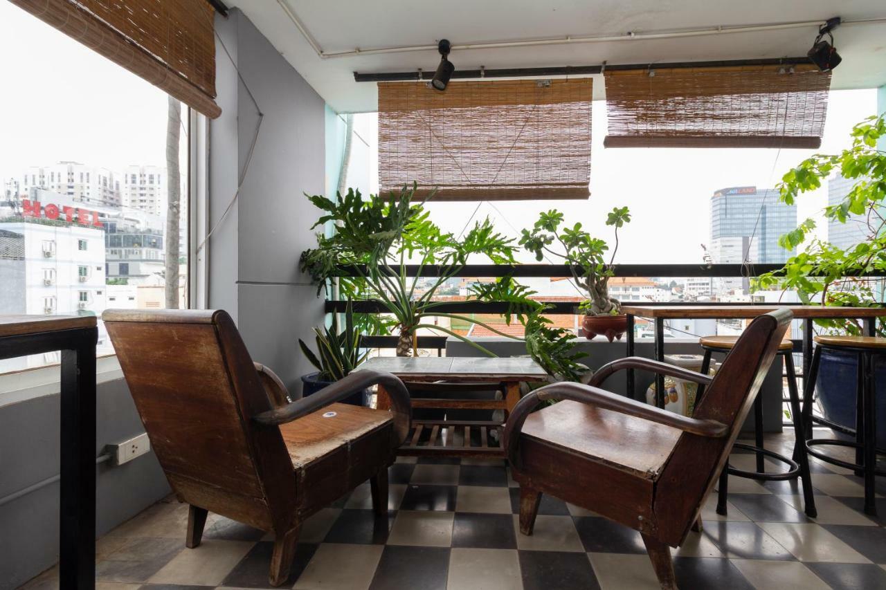 The Art - Vitamin Smiles Hostel Ho-Chi-Minh-Stadt Exterior foto