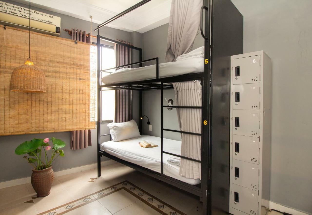 The Art - Vitamin Smiles Hostel Ho-Chi-Minh-Stadt Exterior foto