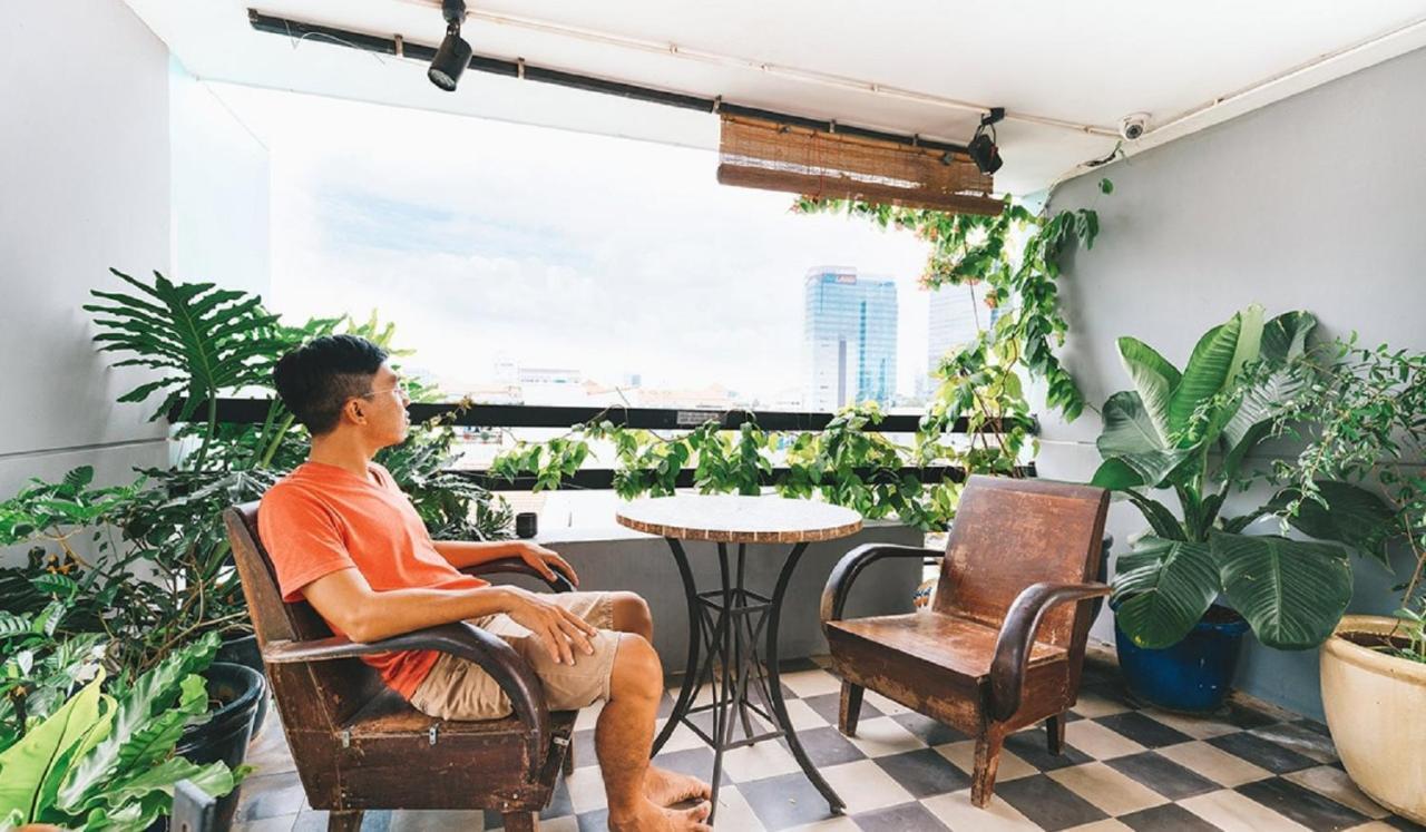 The Art - Vitamin Smiles Hostel Ho-Chi-Minh-Stadt Exterior foto