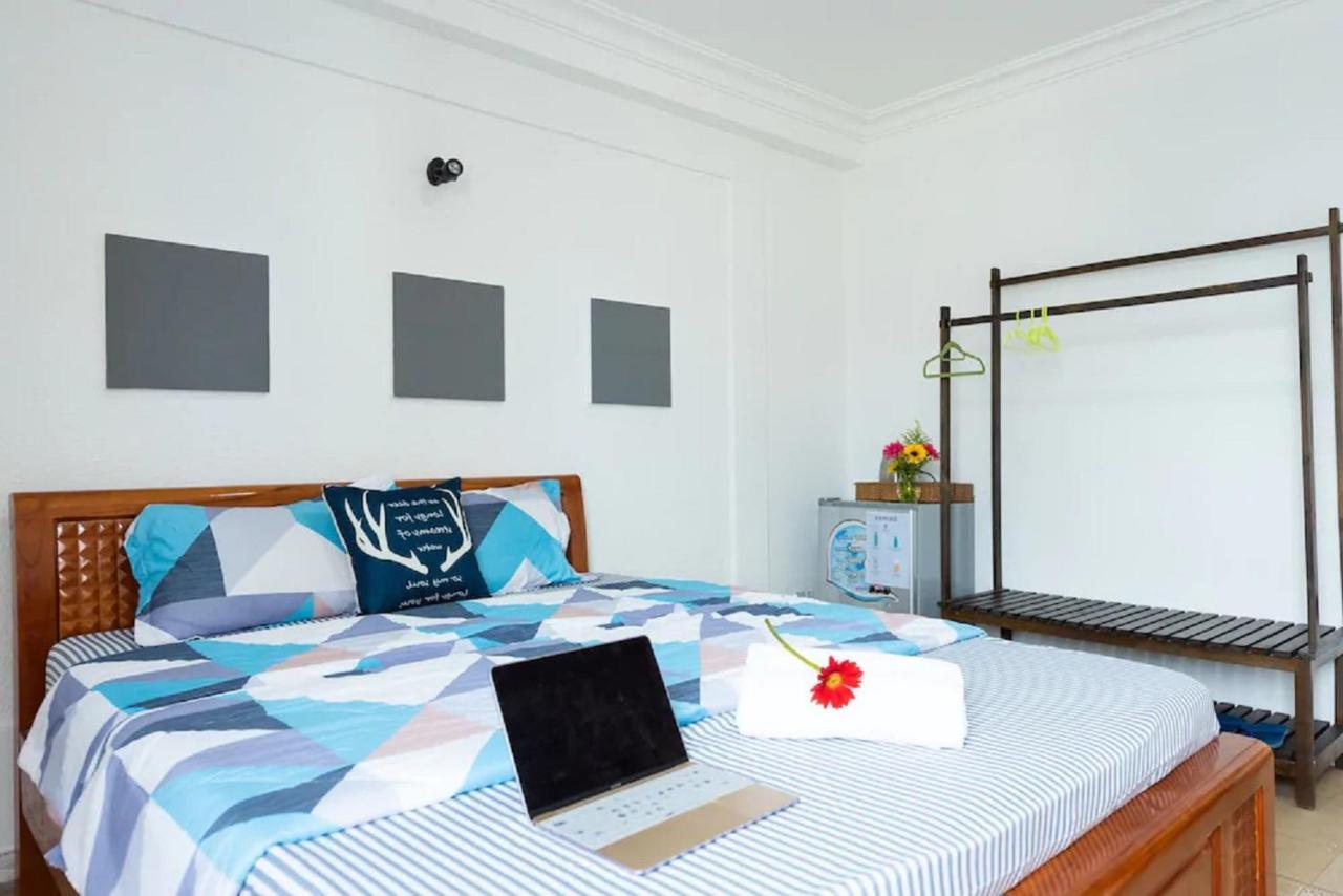 The Art - Vitamin Smiles Hostel Ho-Chi-Minh-Stadt Exterior foto