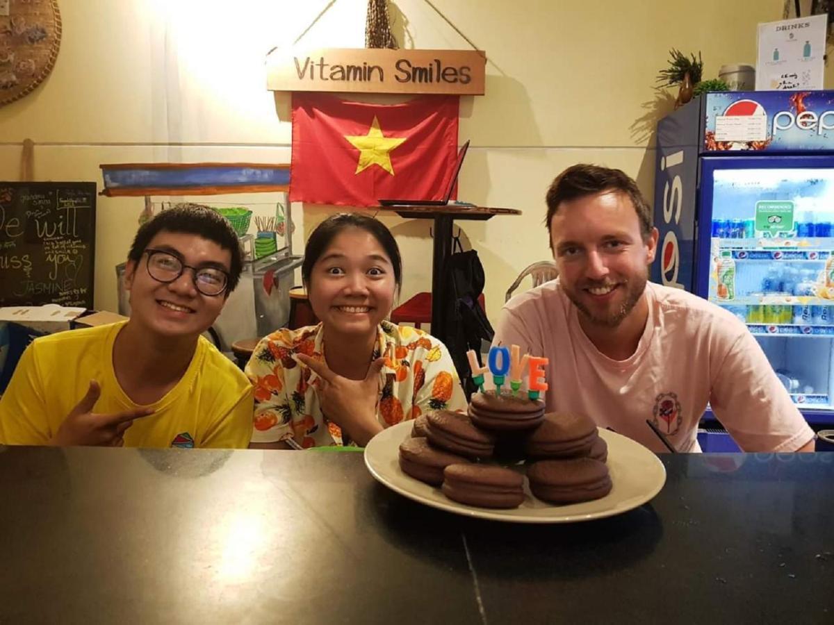The Art - Vitamin Smiles Hostel Ho-Chi-Minh-Stadt Exterior foto